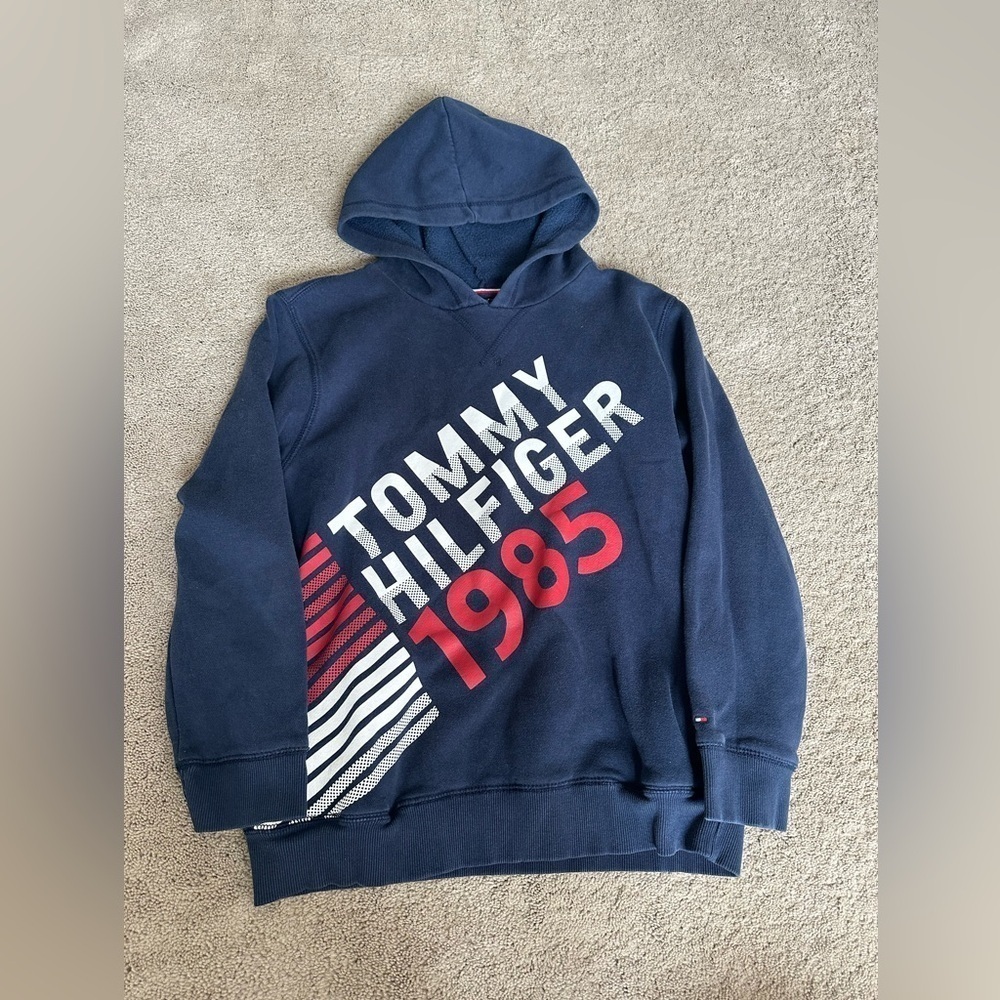 Boys Tommy Hilfiger hoodie pullover yl